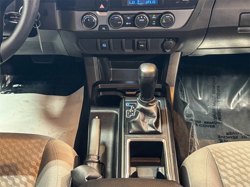 2022 Toyota Tacoma SR V6 photo 28