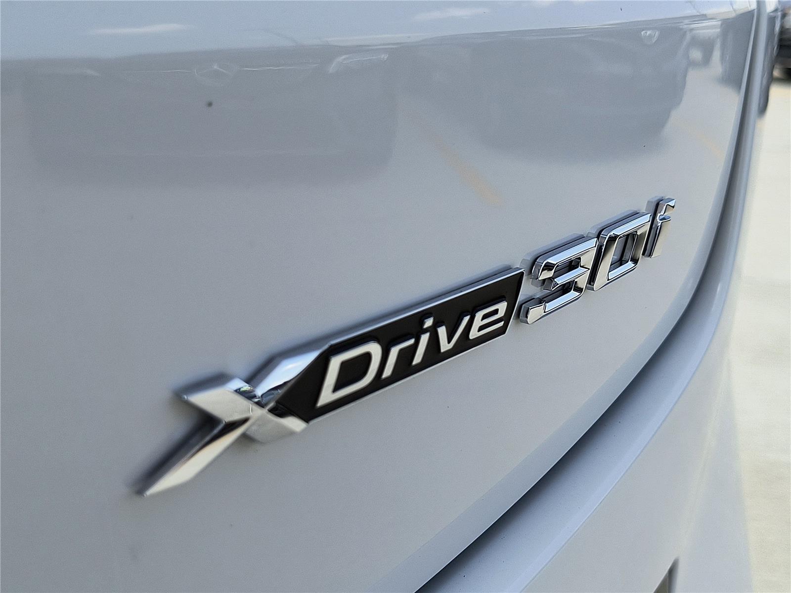 2025 Bmw X4 xDrive30i photo 3