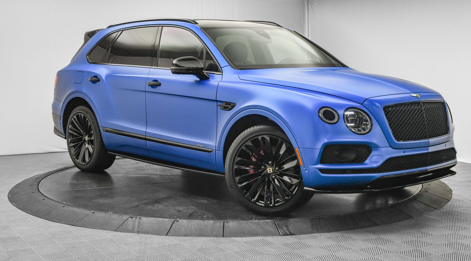 2020 Bentley Bentayga Speed's photo
