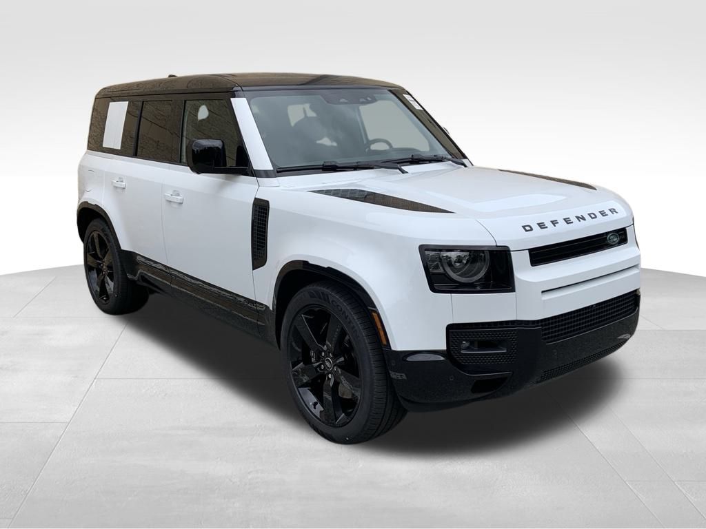 2025 Land Rover Defender 110 V8 photo 3
