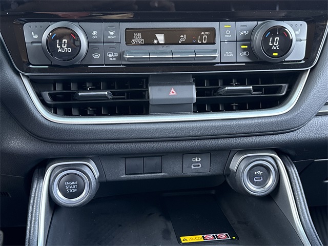 2024 Toyota Grand Highlander XLE photo 27