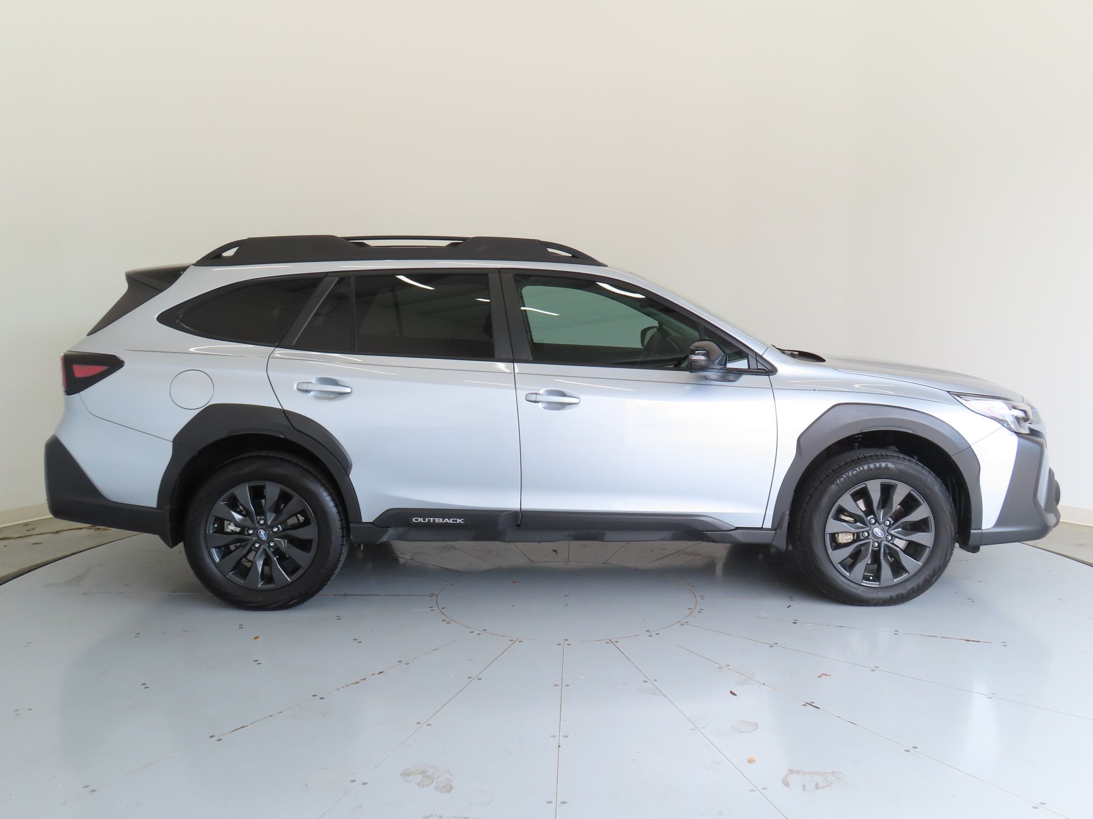 2025 Subaru Outback Onyx Edition photo 2