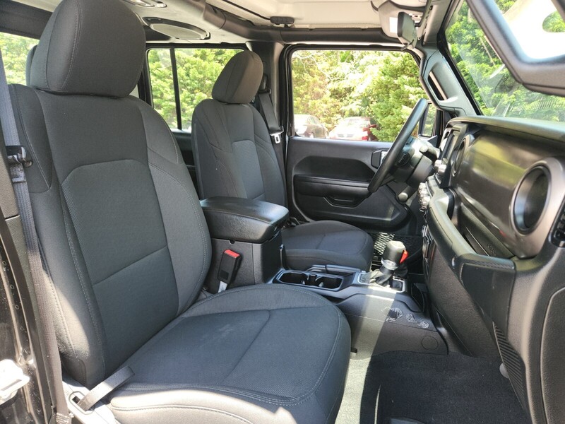 2020 Jeep Gladiator Sport photo 19
