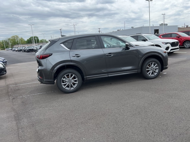 2025 Mazda CX-5 2.5 S Preferred photo 6