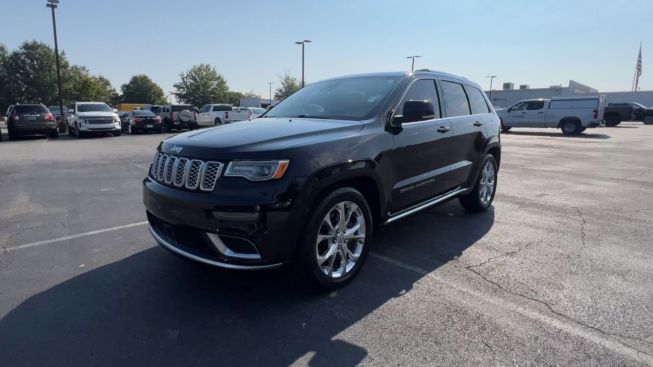 2019 Jeep Grand Cherokee Summit photo 3