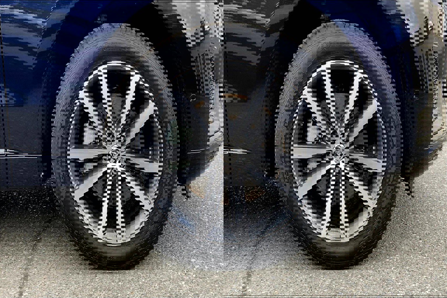 2025 Jaguar F-PACE P250 R-Dynamic S photo 9