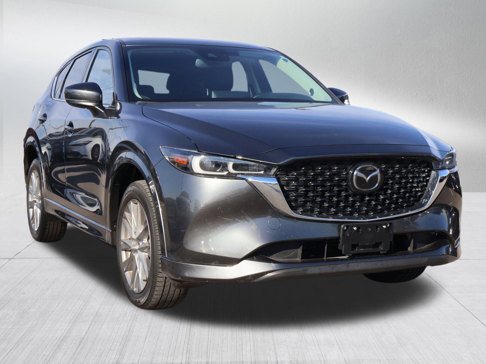 2024 Mazda CX-5 S Premium package's photo