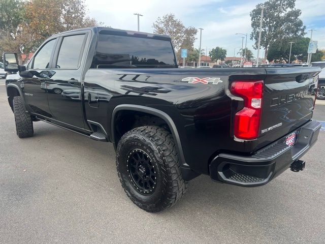 2021 Chevrolet Silverado 2500HD Custom photo 3