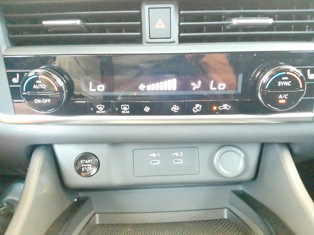 2026 Nissan Rogue SV photo 31