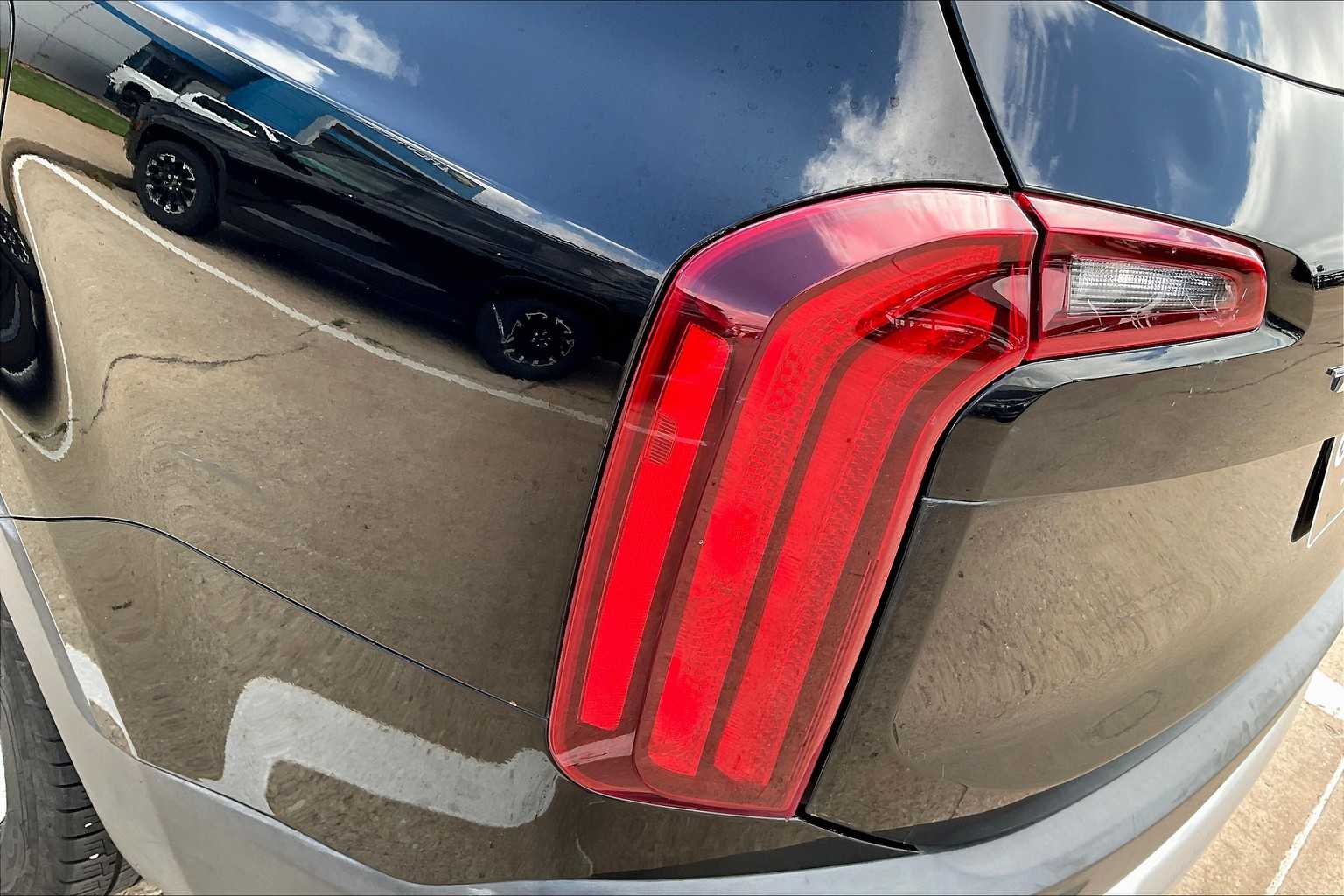 2021 Kia Telluride LX photo 26