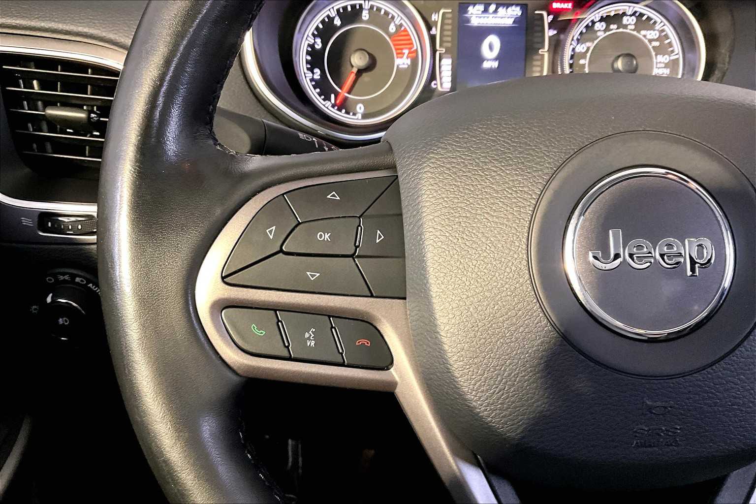 2020 Jeep Cherokee Latitude photo 22