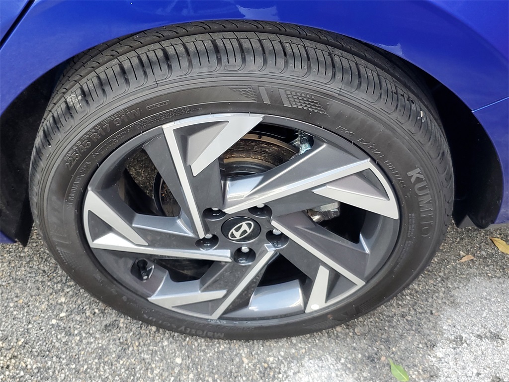 2025 Hyundai Elantra SEL Convenience photo 5