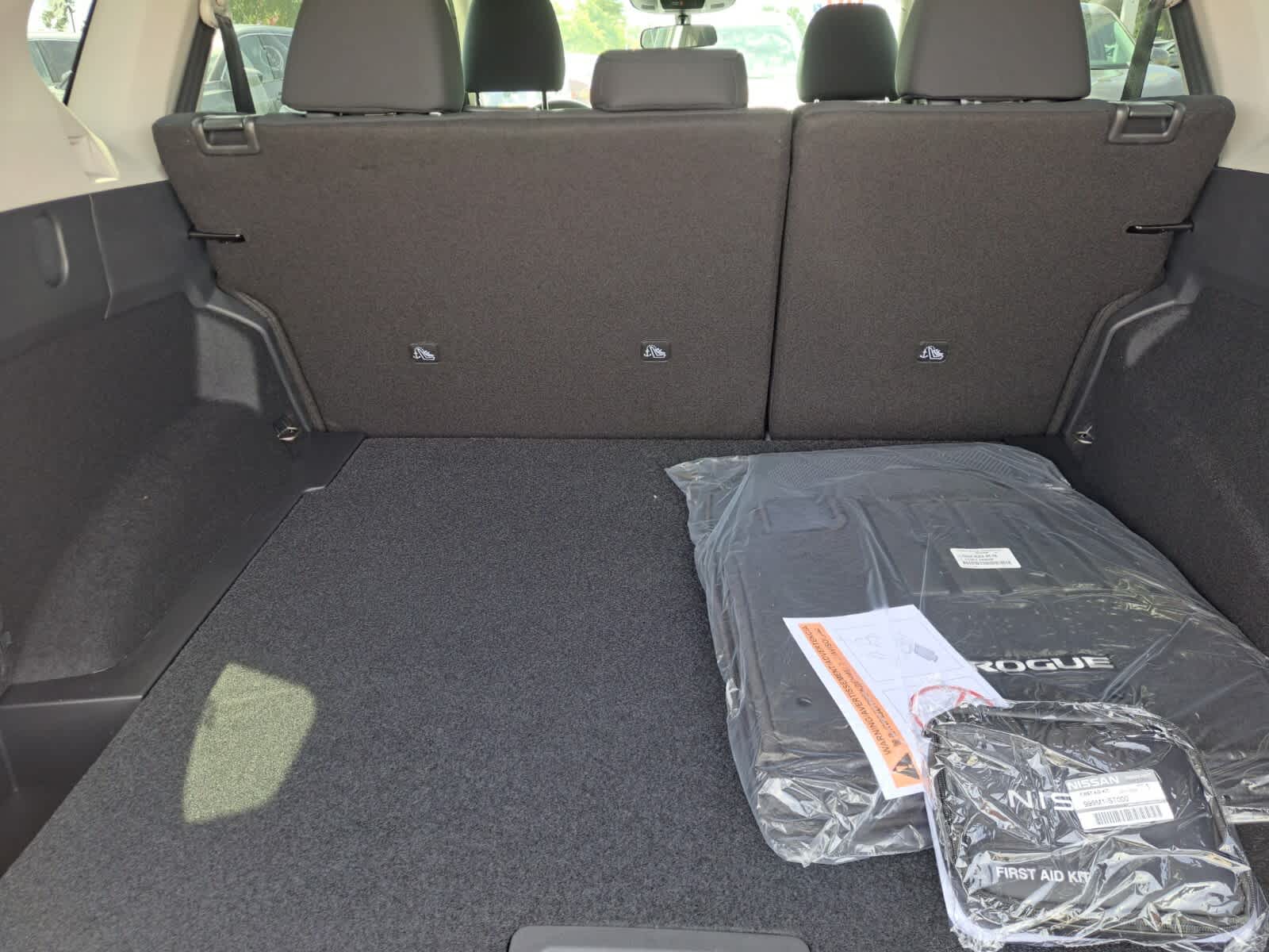 2026 Nissan Rogue S photo 25