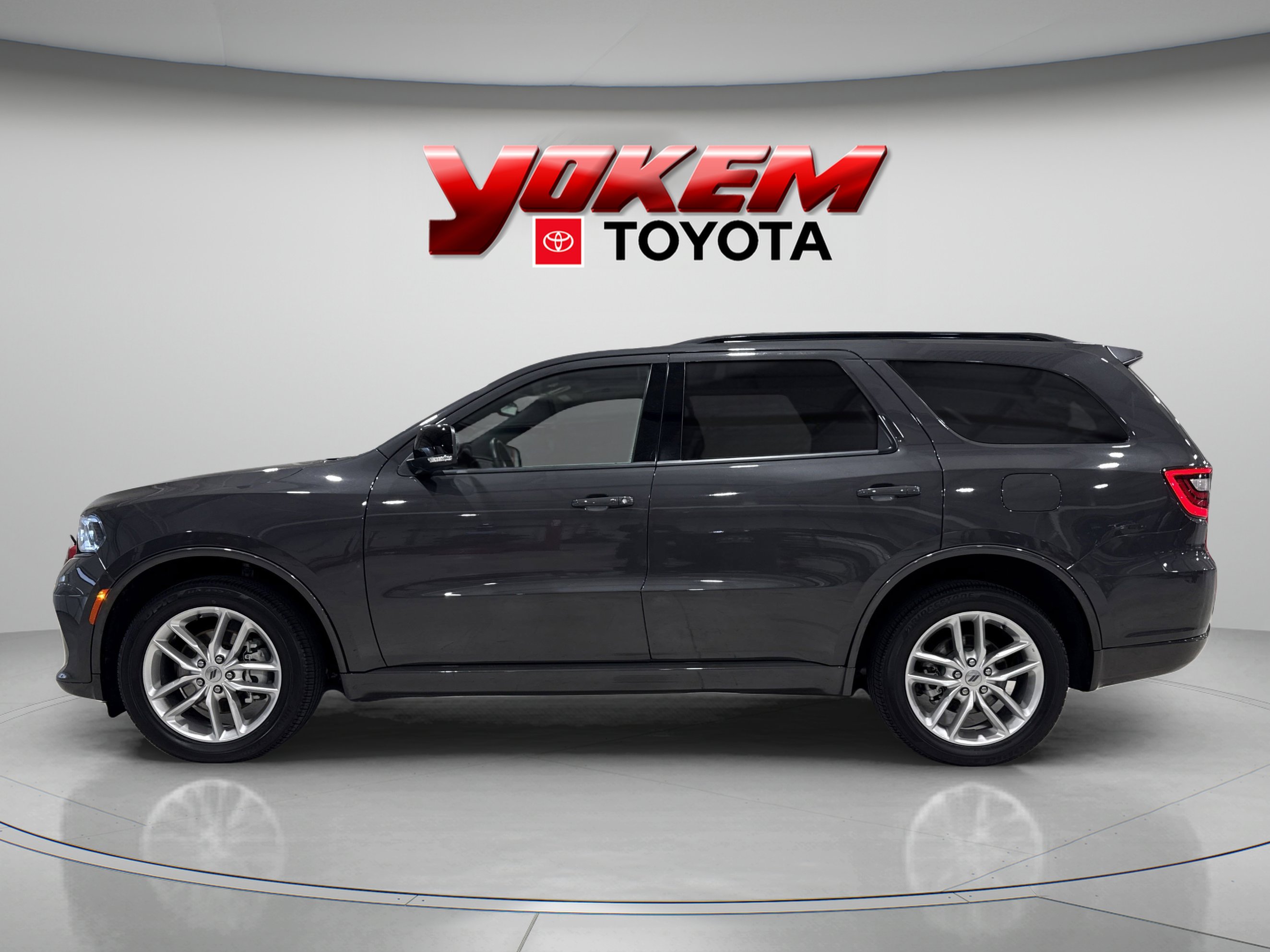 2024 Dodge Durango GT Plus photo 2