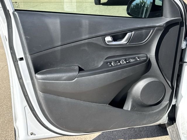 2023 Hyundai Kona SEL photo 20
