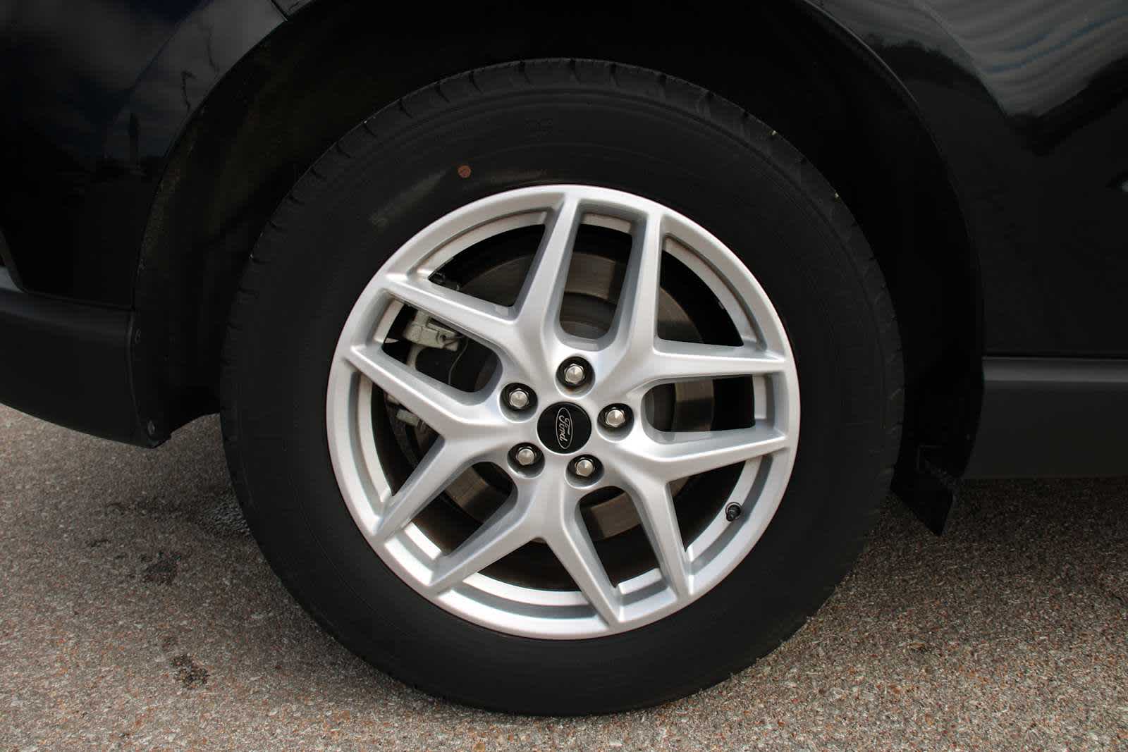 2024 Ford Edge SEL photo 10