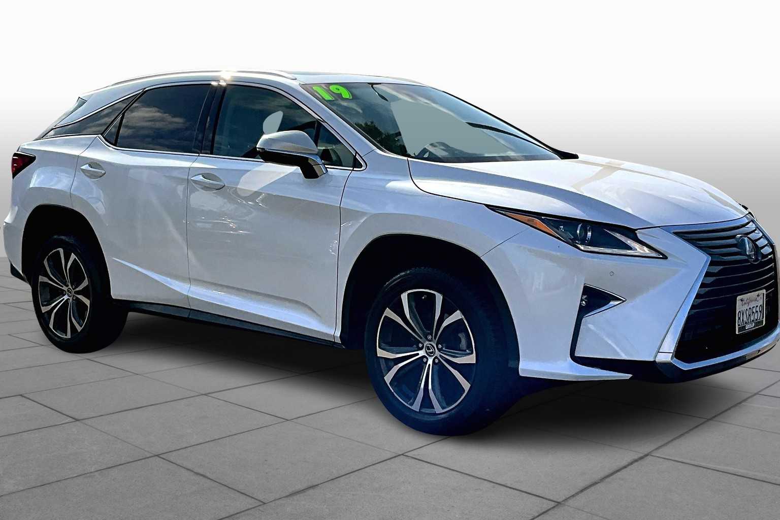 2019 Lexus RX 350 F SPORT photo 2