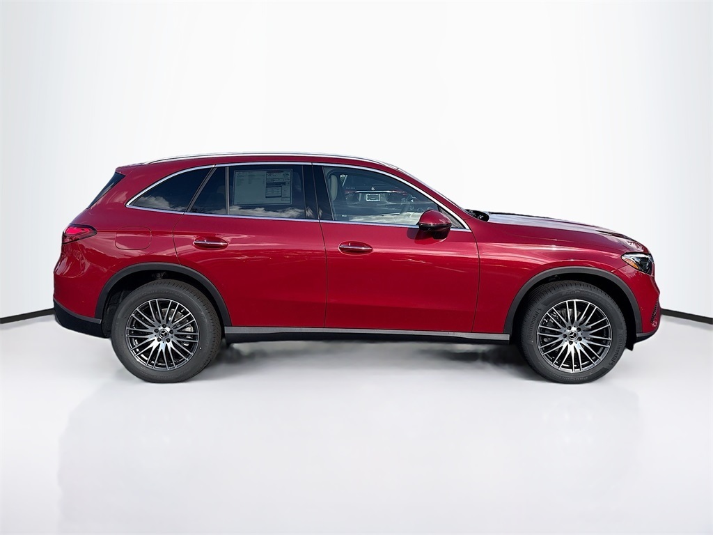 2026 Mercedes Benz GLC 300 photo 3
