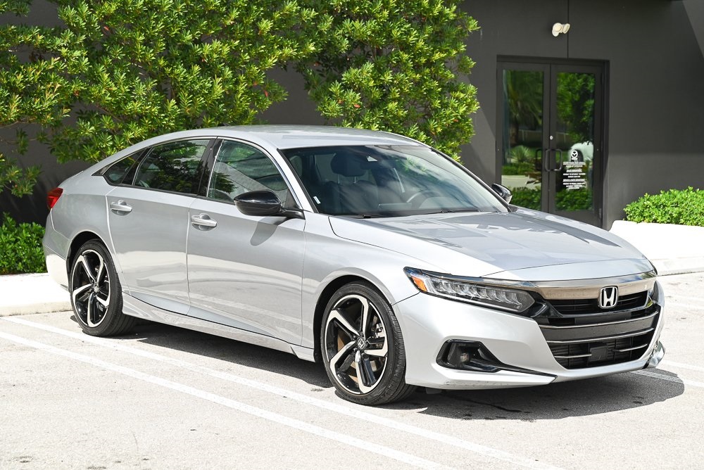 2022 Honda Accord Sport photo 3