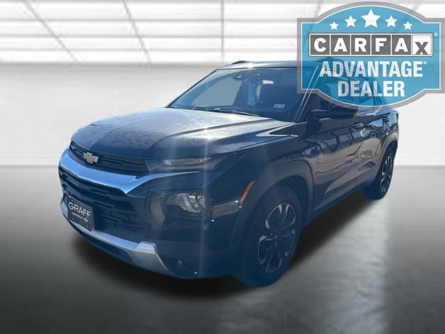 2021 Chevrolet Trailblazer LT photo 2