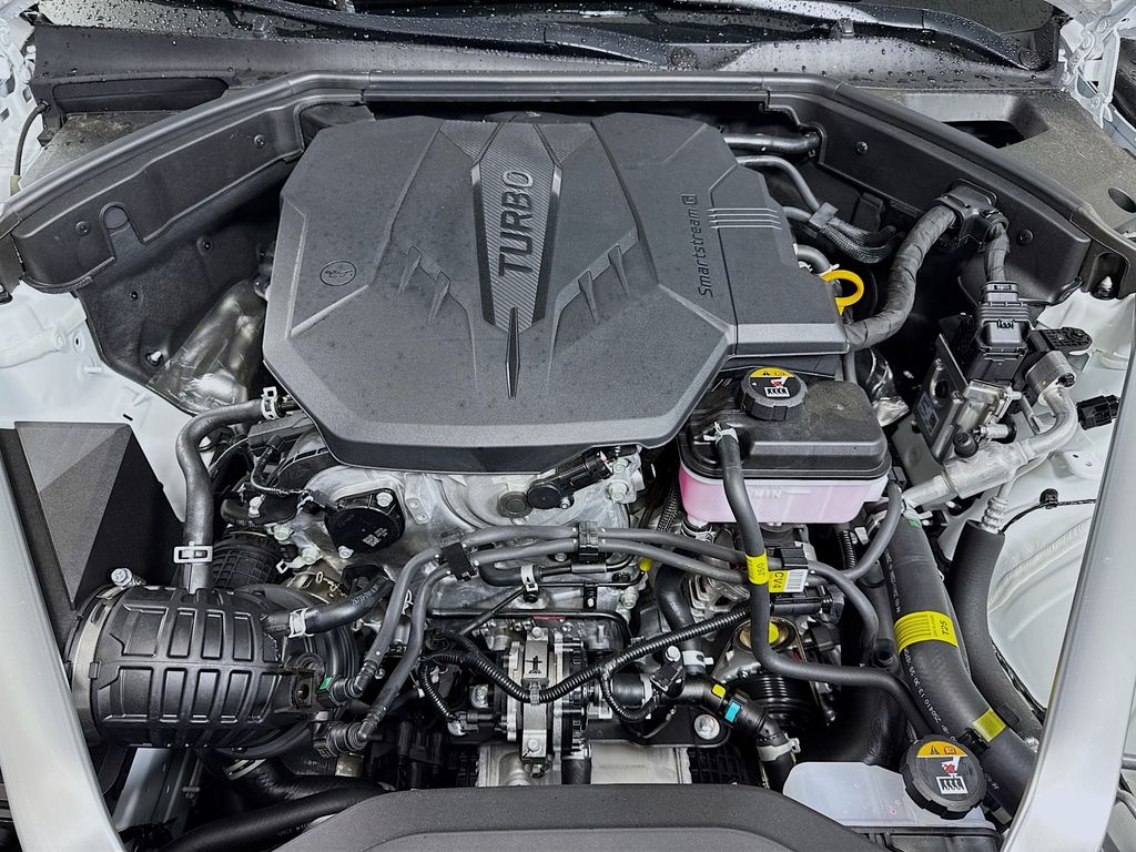 2026 Genesis G70 2.5T AWD photo 28