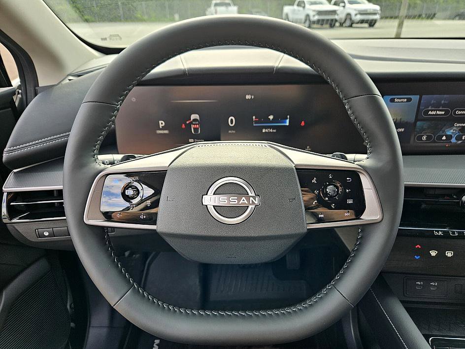 2025 Nissan Murano SV photo 23