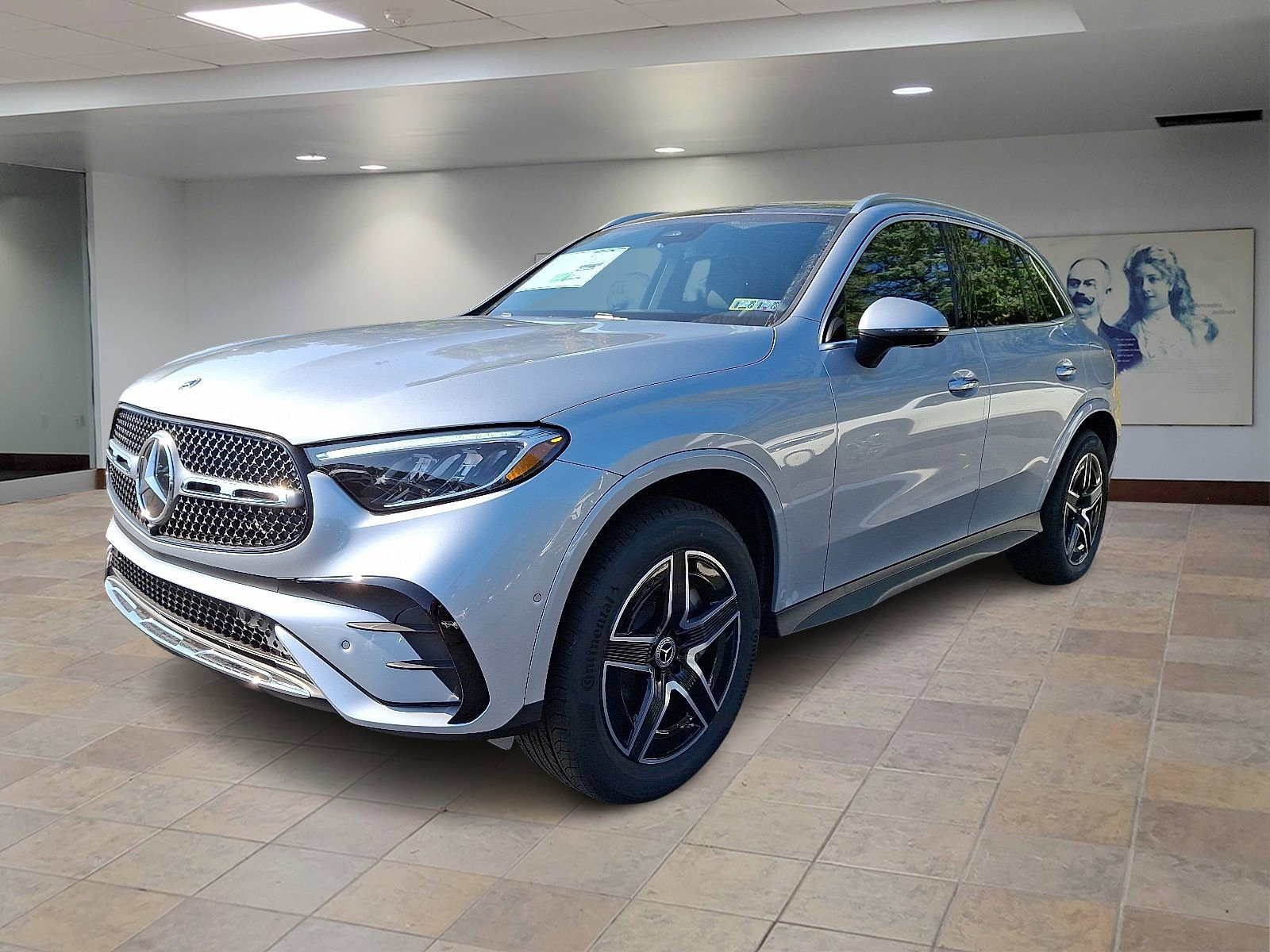 2026 Mercedes Benz GLC 350e 4MATIC photo 3