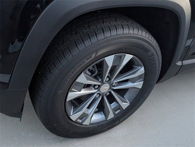 2026 Chevrolet Equinox LT photo 4