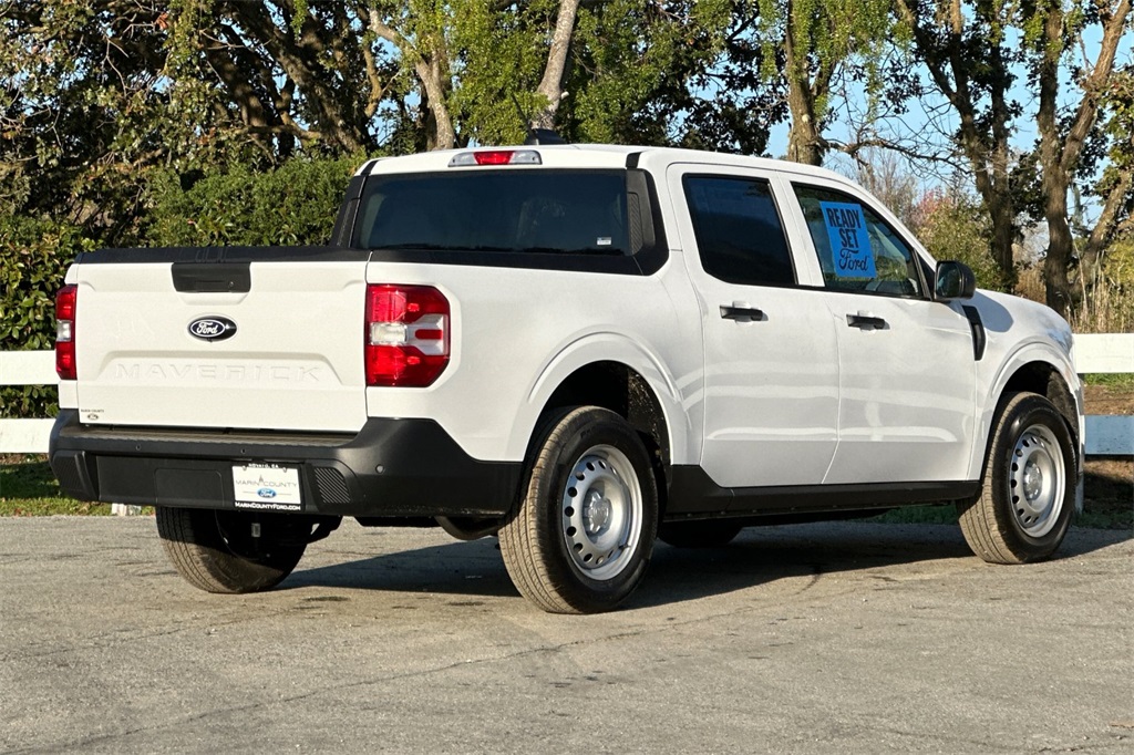 2025 Ford Maverick XL photo 2