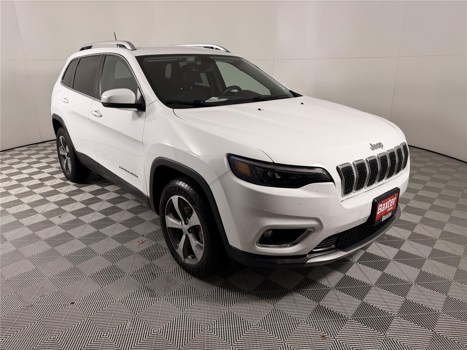 2019 Jeep Cherokee Limited's photo