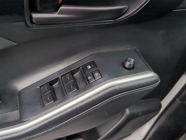 2024 Toyota Highlander LE photo 17