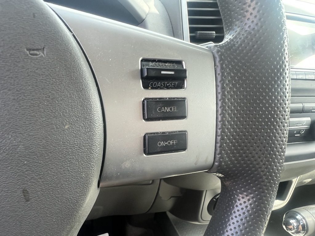 2015 Nissan Frontier SV photo 27