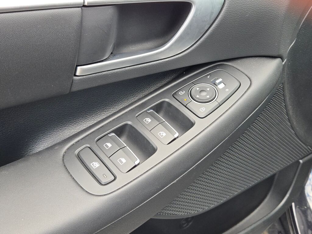 2024 Hyundai Sonata SEL photo 19