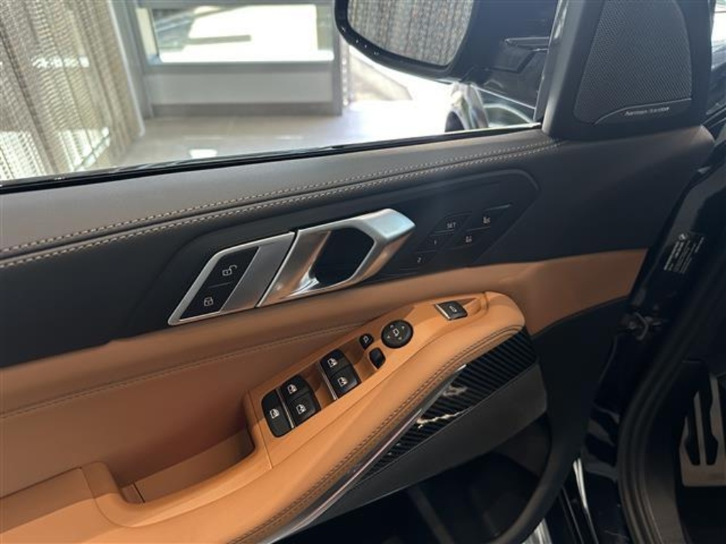2026 Bmw X5 M60i photo 11