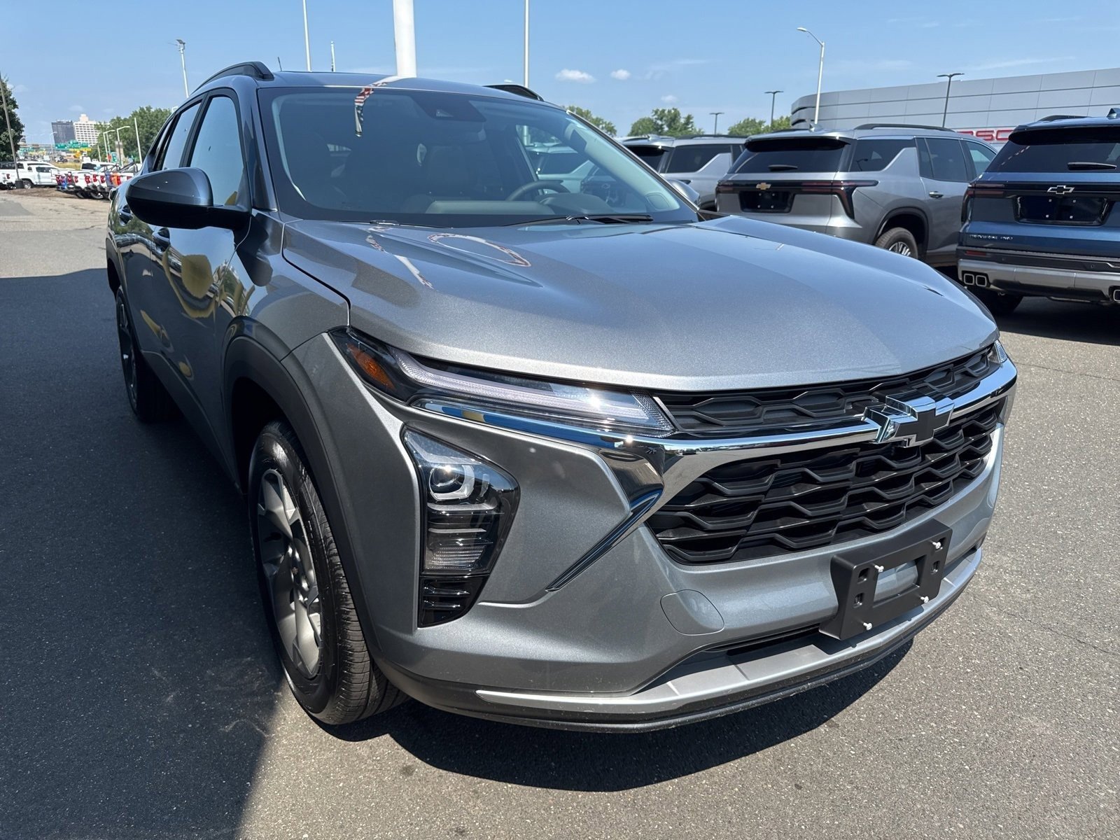 2026 Chevrolet Trax LT photo 3