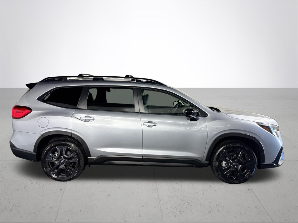 2025 Subaru Ascent Onyx Edition Touring photo 5