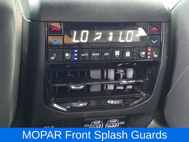 2024 Jeep Grand Cherokee Summit photo 18