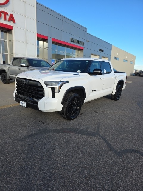 2026 Toyota Tundra Limited's photo