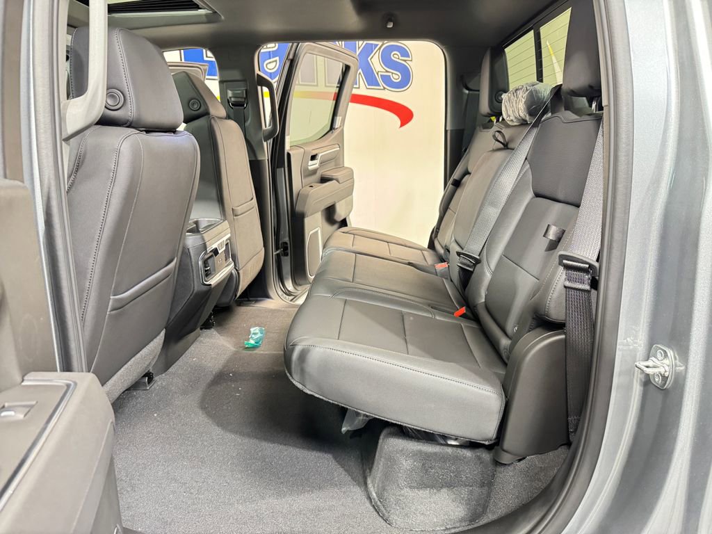 2026 Gmc Sierra 1500 SLT photo 10