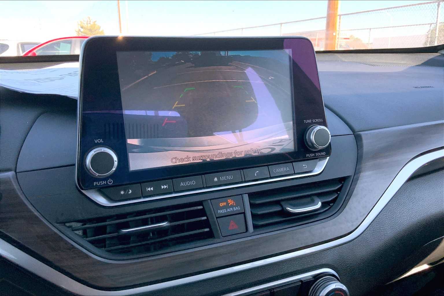 2023 Nissan Altima 2.5 SV photo 23