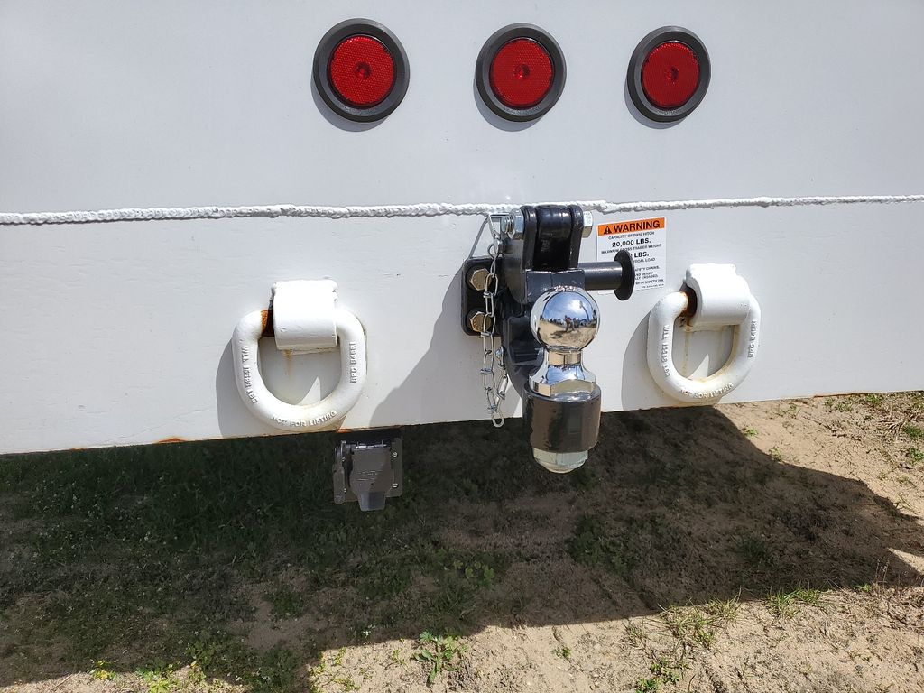 2024 Ford F-650 photo 6