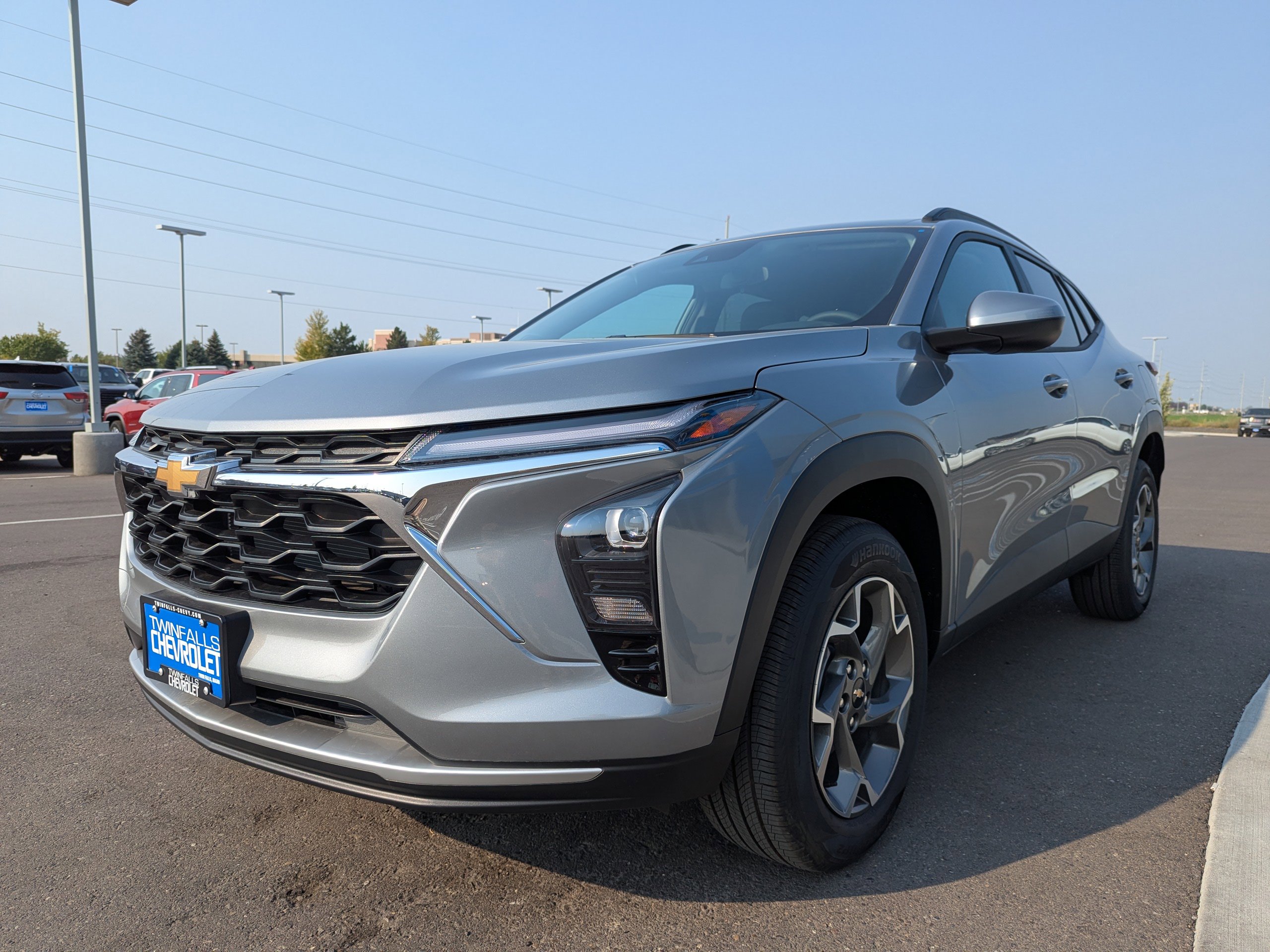 2025 Chevrolet Trax LT photo 5