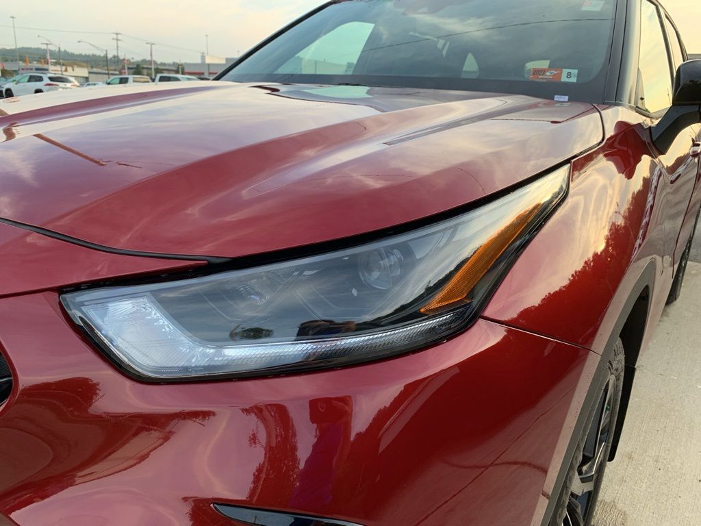 2025 Toyota Highlander XSE photo 24