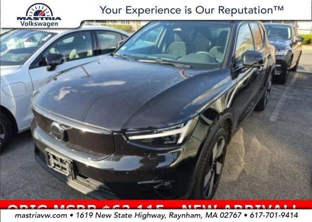 2023 Volvo XC40 Ultimate's photo