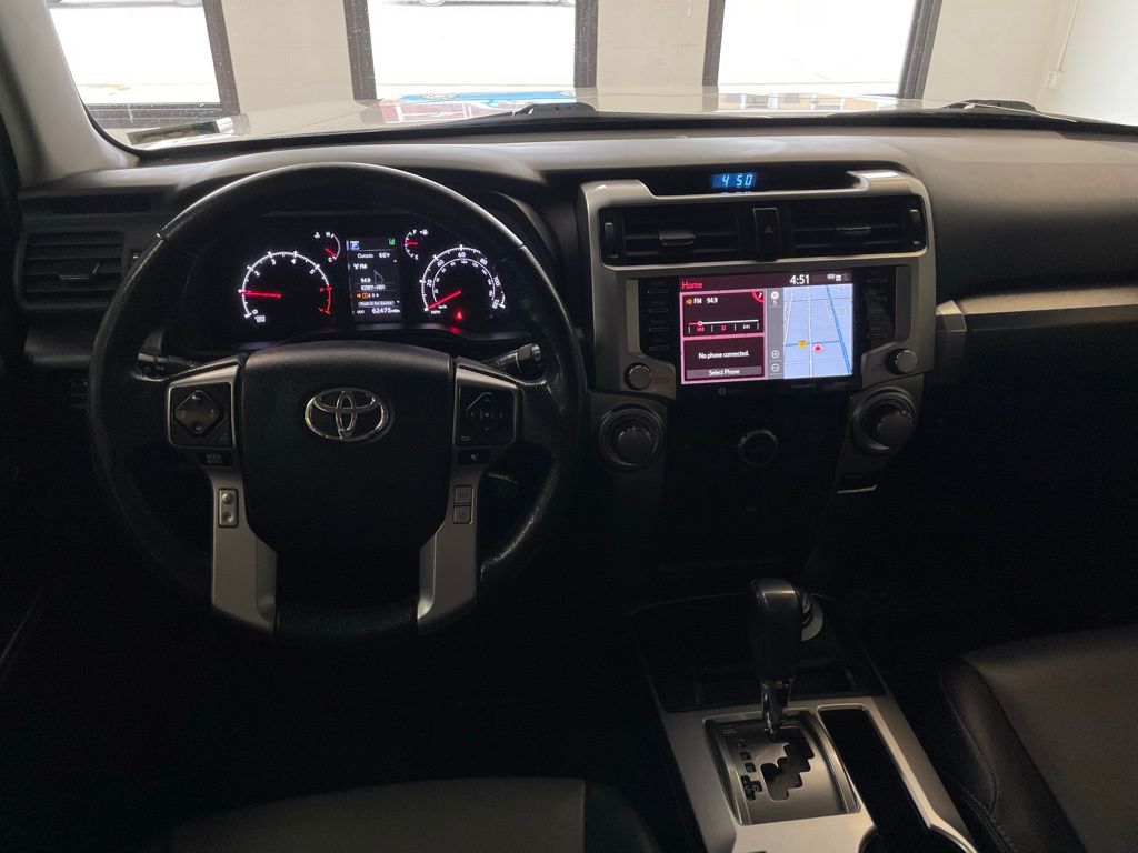 2023 Toyota 4Runner SR5 Premium photo 13
