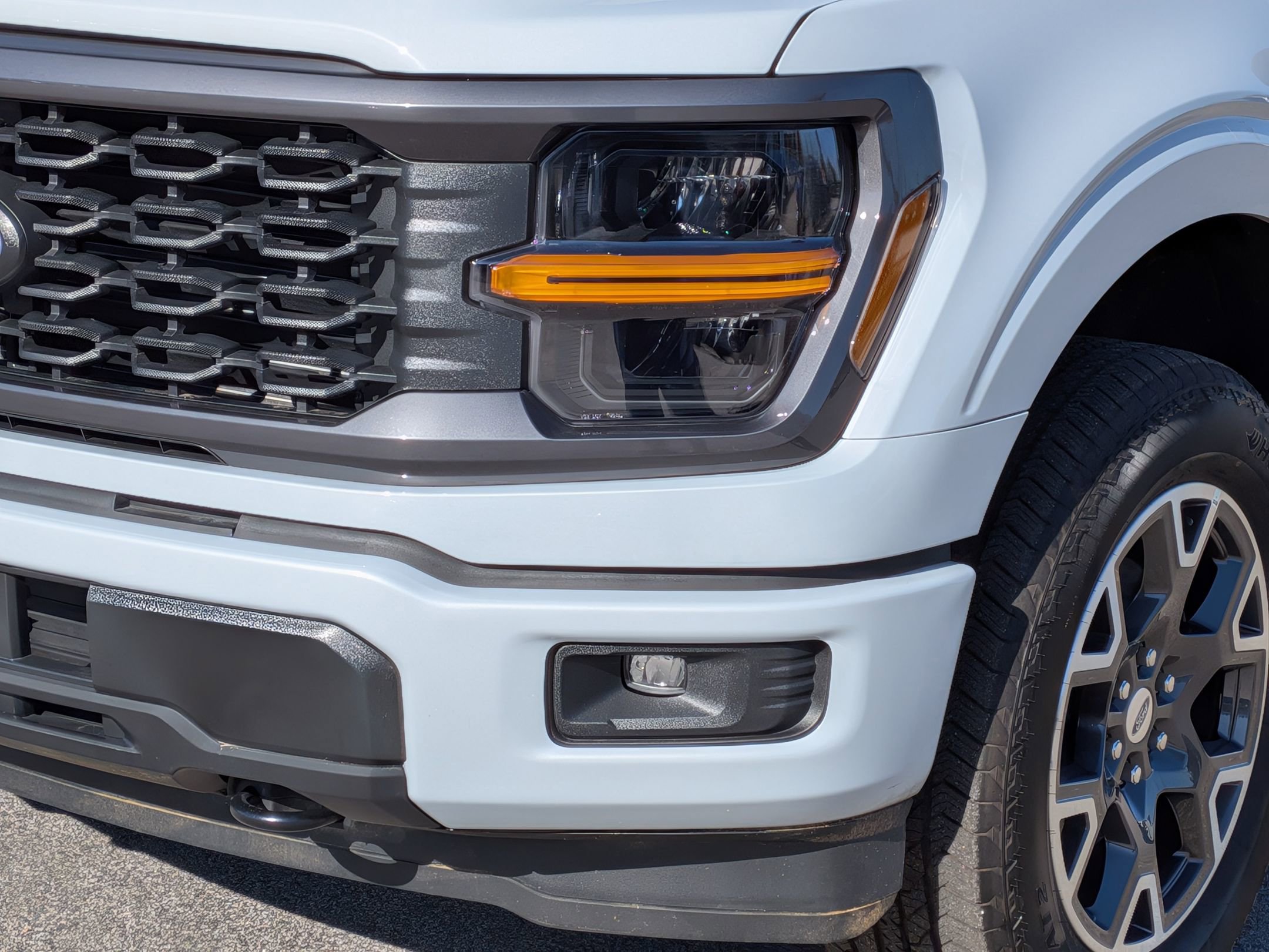2025 Ford F-150 STX photo 2