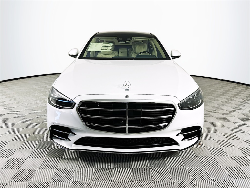 2026 Mercedes Benz S 580 4MATIC photo 2