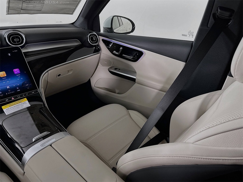2026 Mercedes Benz GLC 300 4MATIC photo 20
