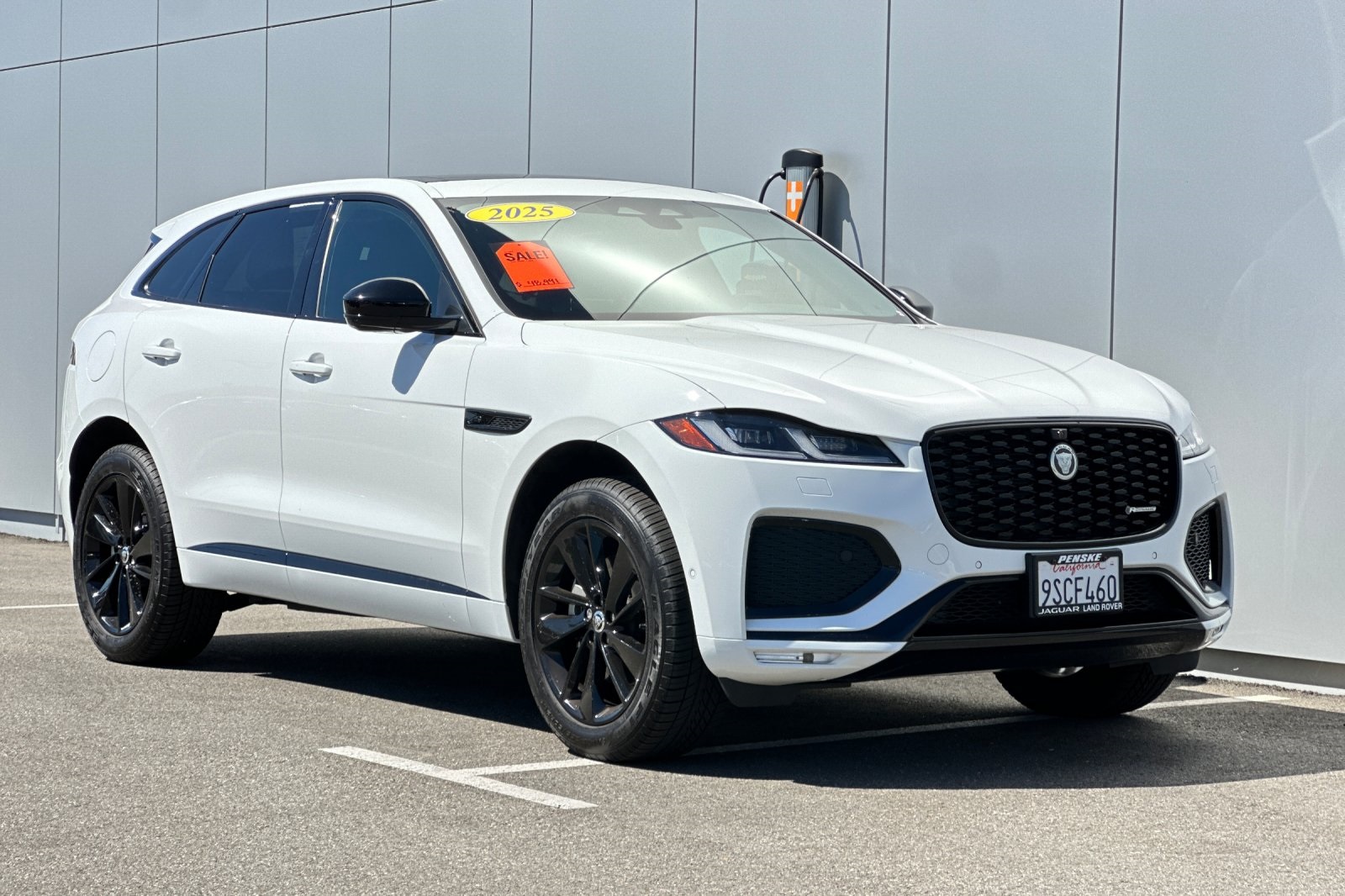 2025 Jaguar F-PACE P250 R-Dynamic S photo 7
