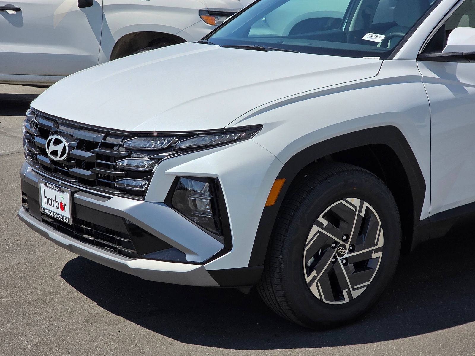 2025 Hyundai Tucson Hybrid Blue photo 4